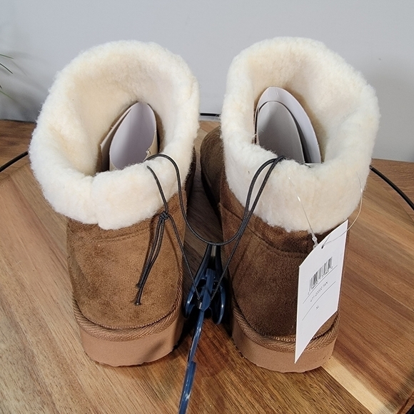 NEW Blue Mountain Memory Foam Slippers Cozy Comfy Size XL - Picture 9 of 13